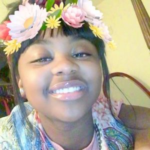 Meet your Posher, Jamesha